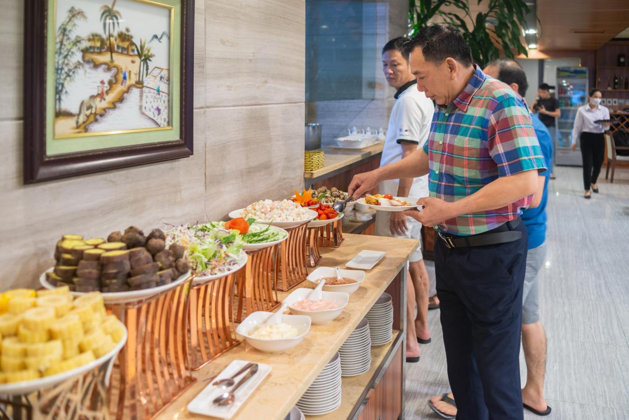 Bien Bac Hotel Mong Cai Экстерьер фото